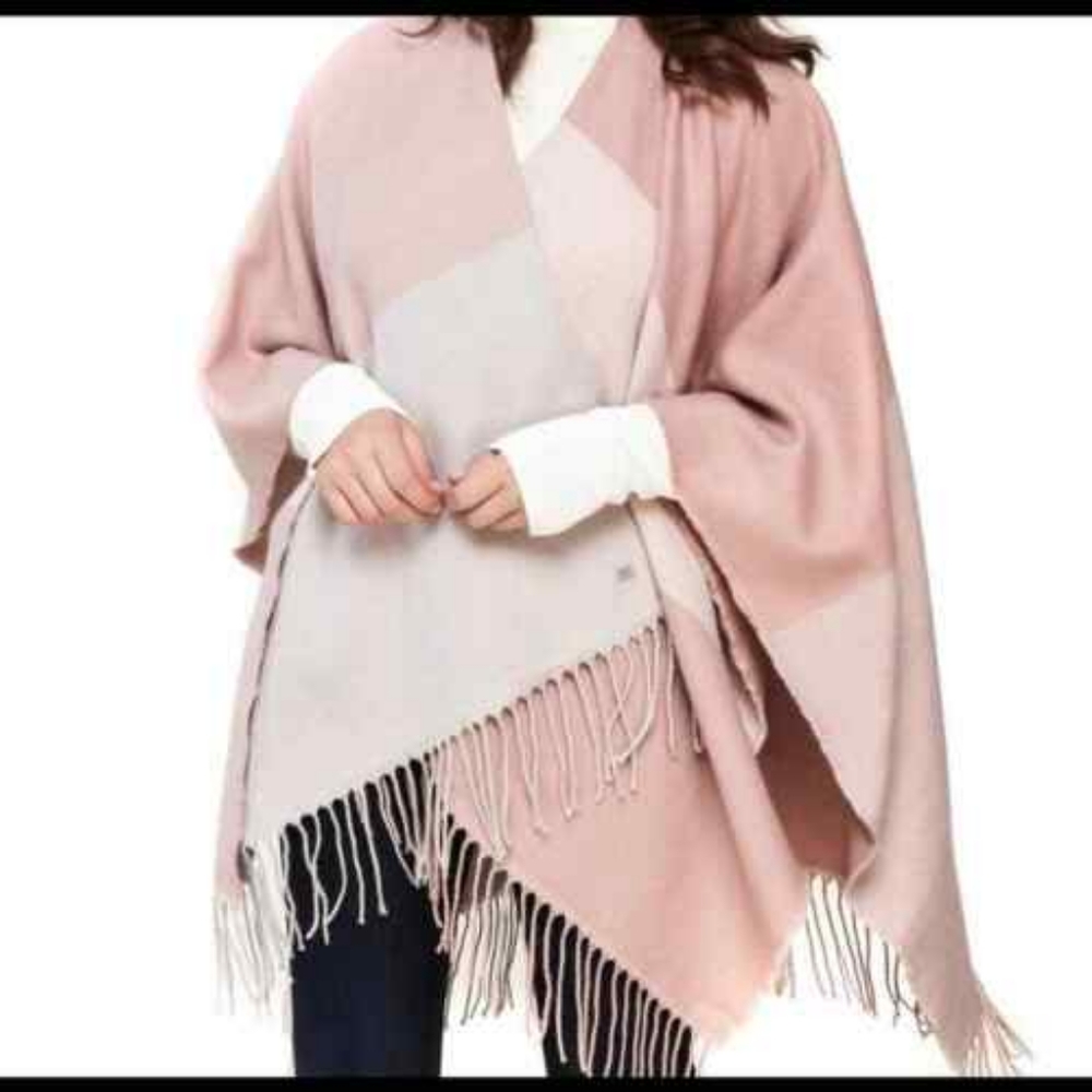 Soia and Kyo Peach/Pink Woven Scarfigan with Fringe wrap/scarf new with tags